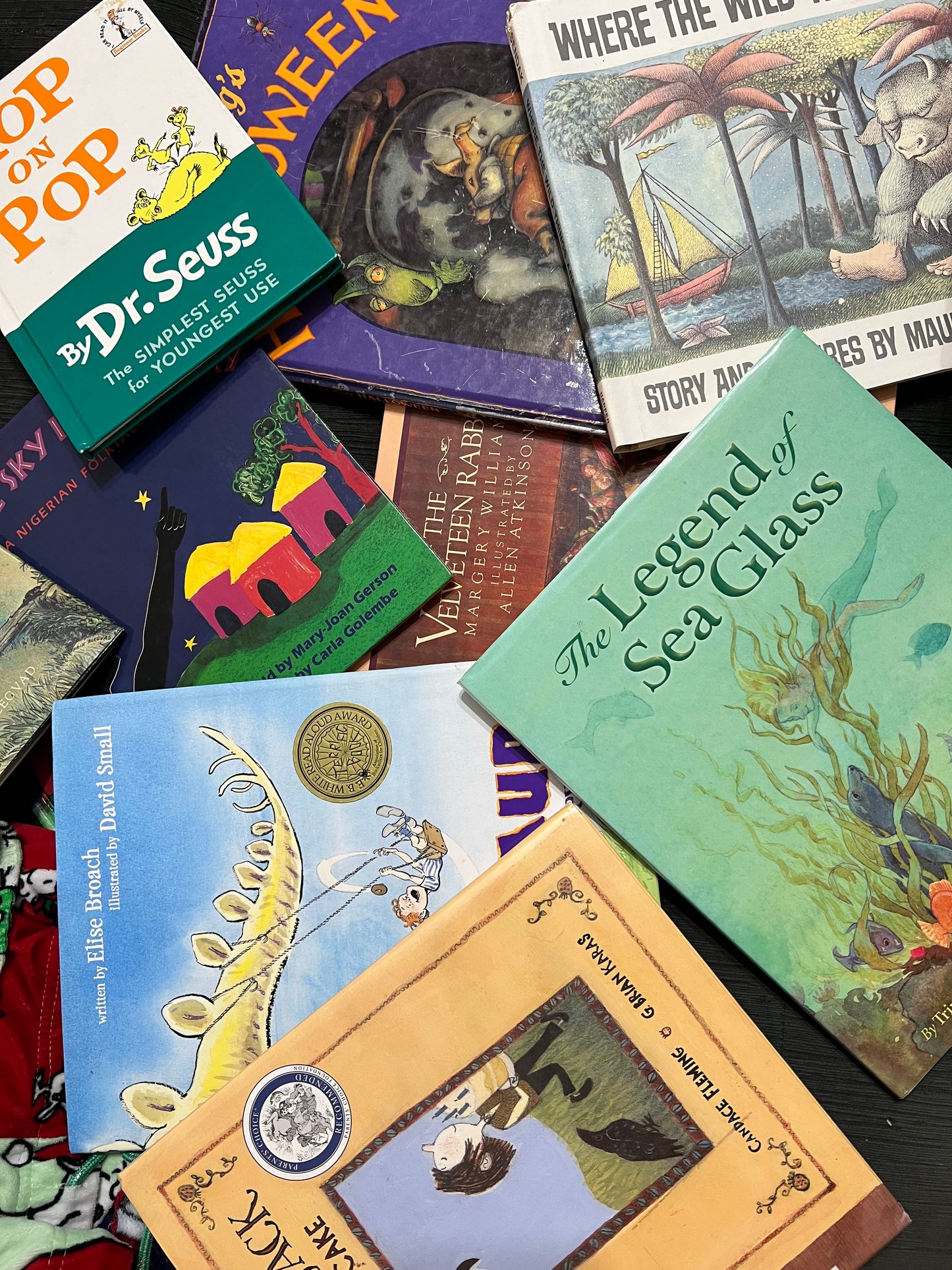 25 assorted hardcover children’s books