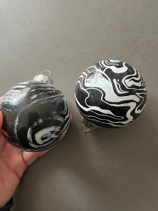 Set of spooky Handpainted Christmas ornaments !