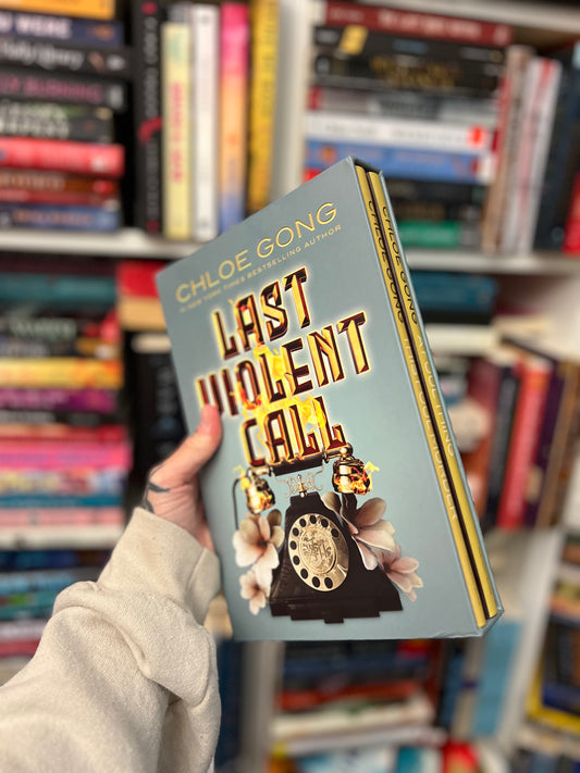 Last Violent Call Set by Chloe Gong