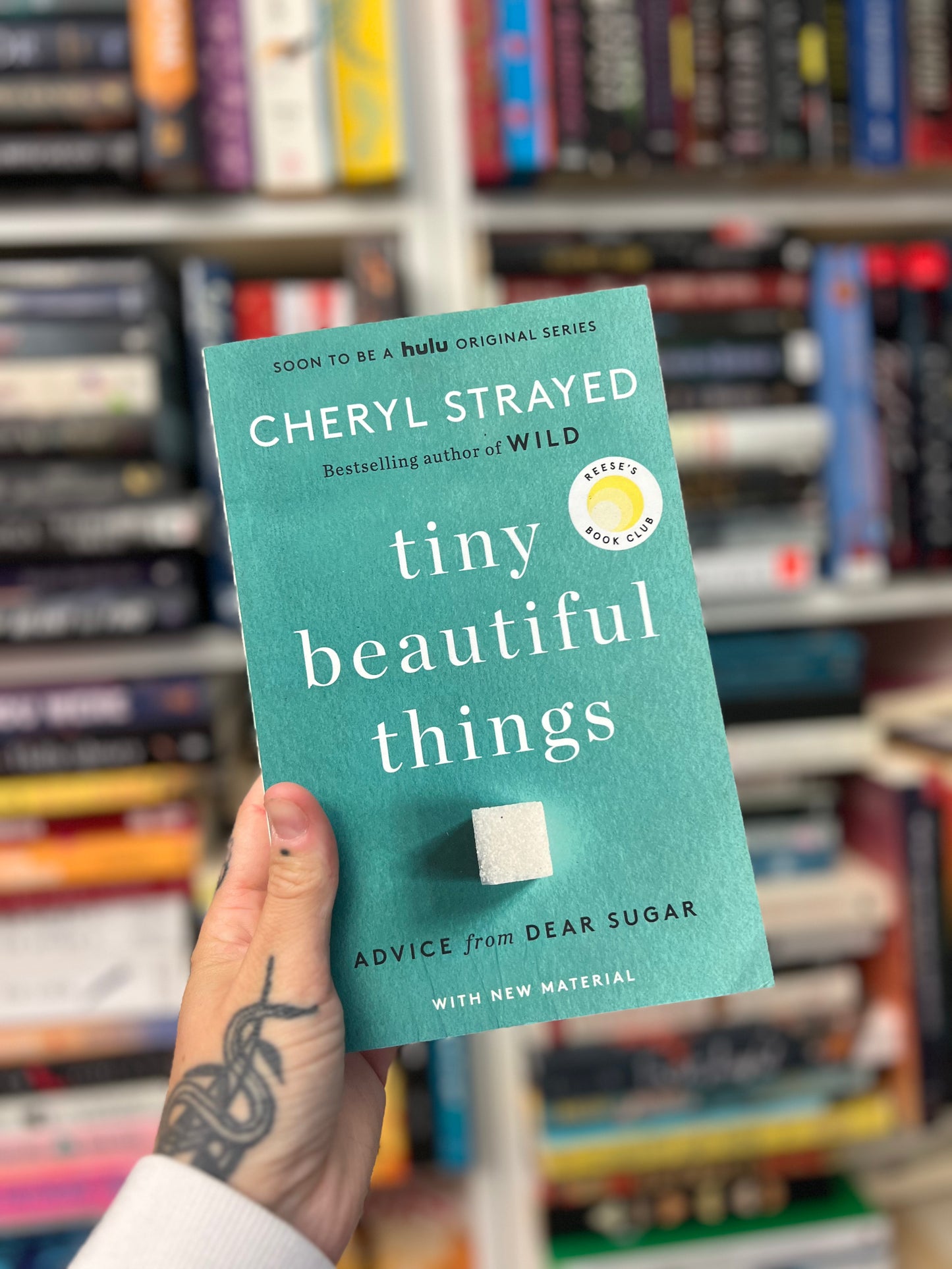 Tiny Beautiful Things by CHERYL STRAYED