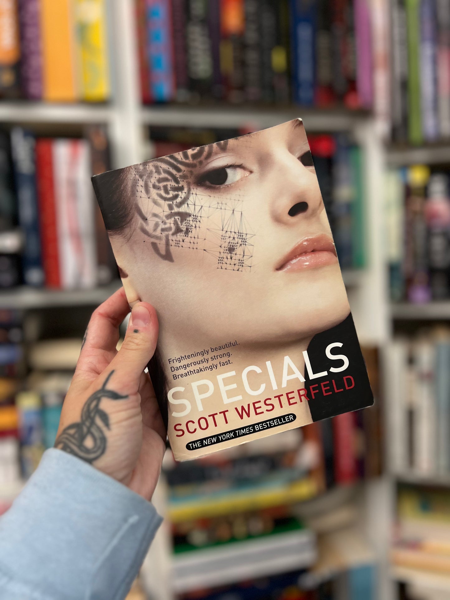 Specials by SCOTT WESTERFELD