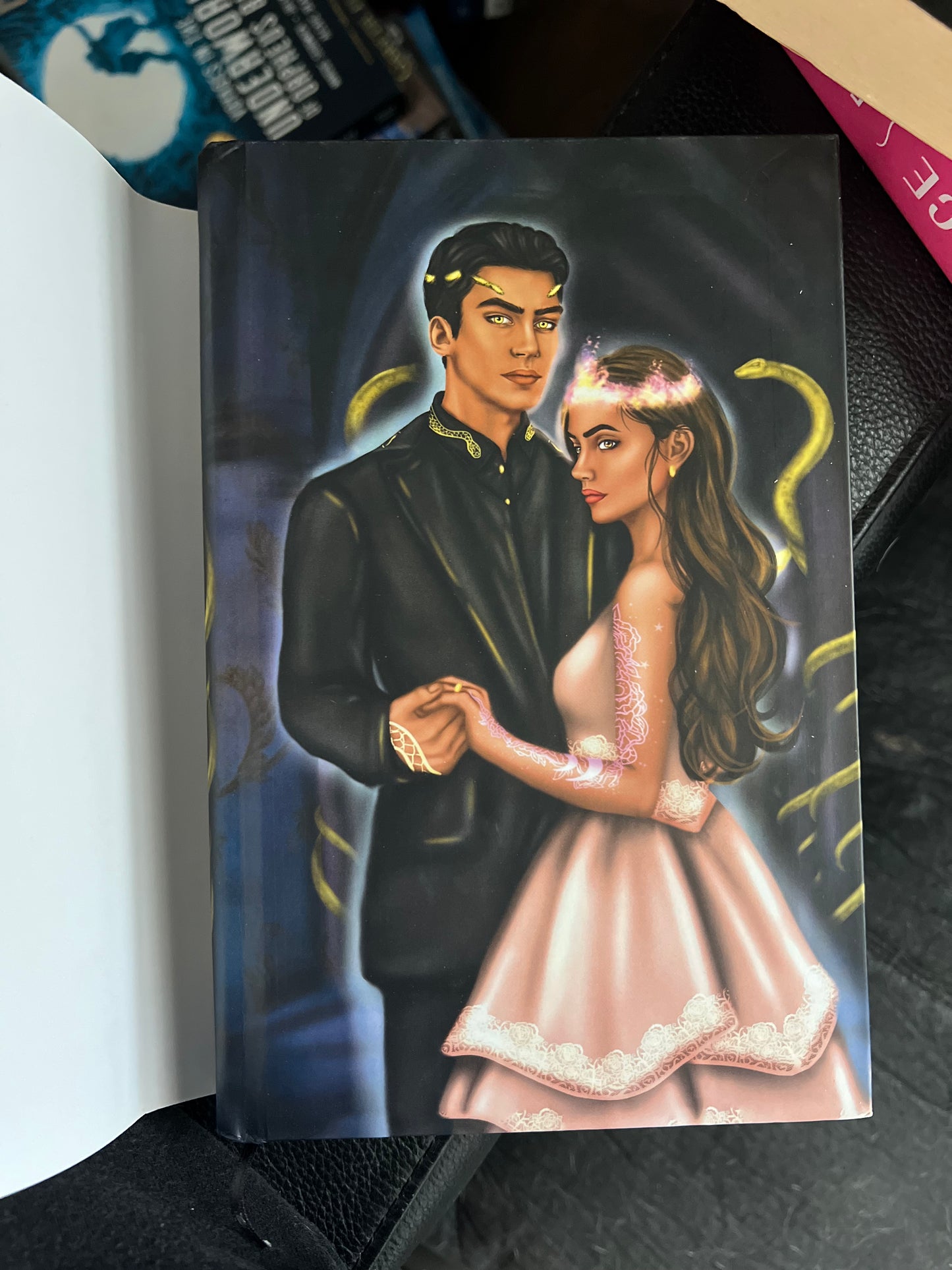 Kingdom of the Feared by Kerri Maniscalco Turkish Edition